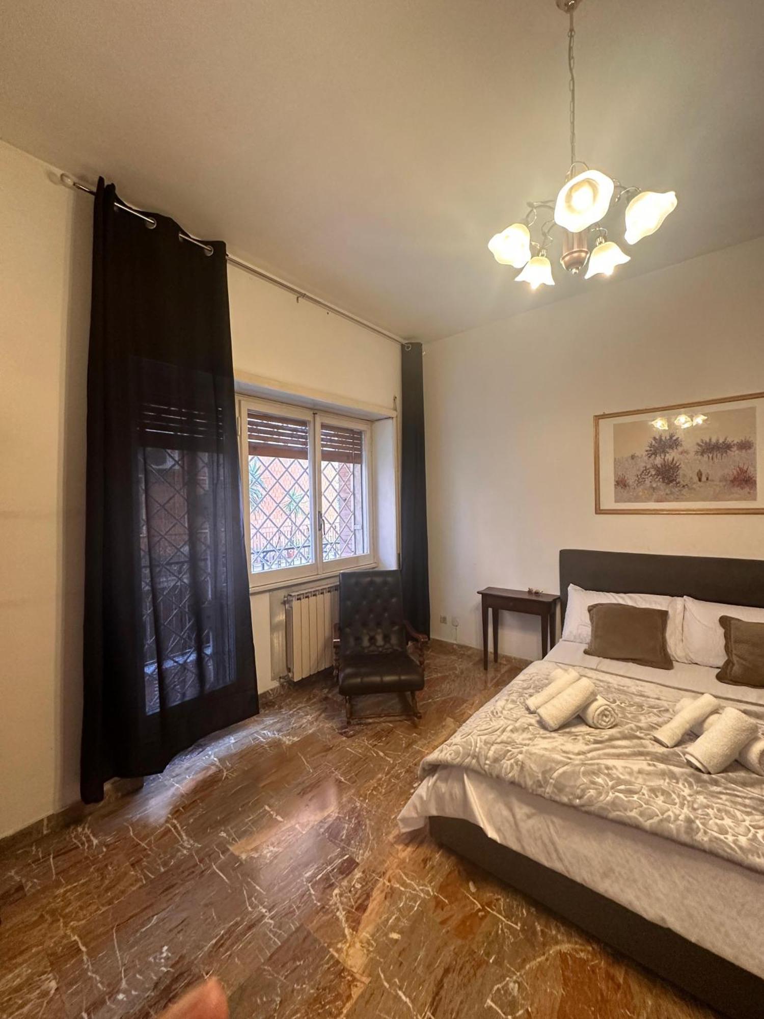 Casaletto House-2 *